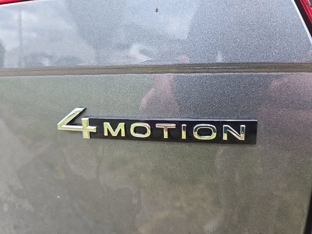 Used 2022 Volkswagen Tiguan SE AWD/4WD image 4