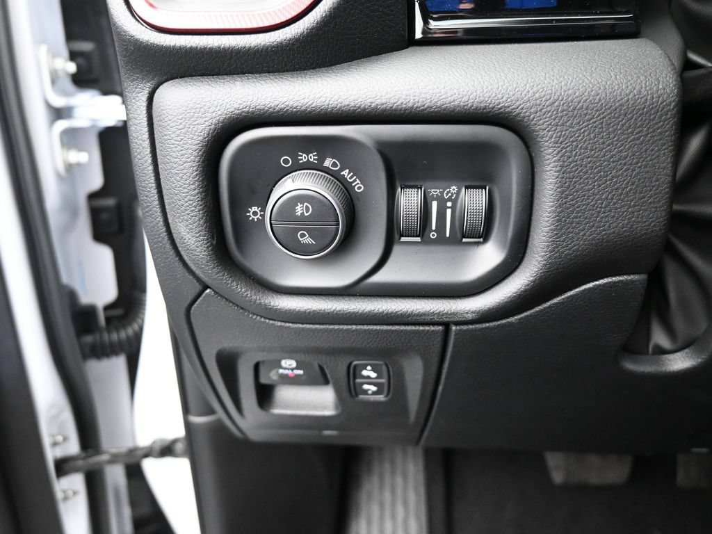 Used 2025 RAM 1500 Rebel w/ Rebel Level 2 Equipment Group AWD/4WD image 34