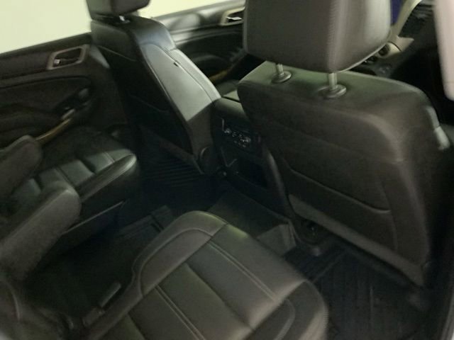 Used 2017 GMC Yukon Denali w/ Open Road Package AWD/4WD image 33