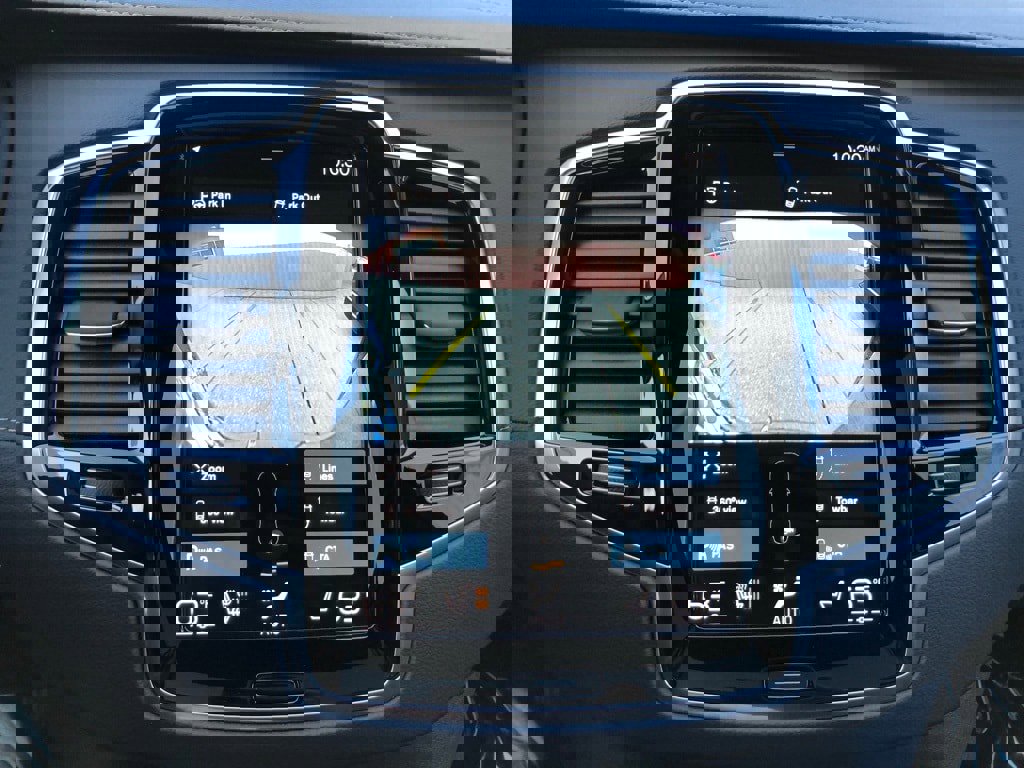 Used 2022 Volvo XC90 T6 Inscription w/ Advanced Package image 25