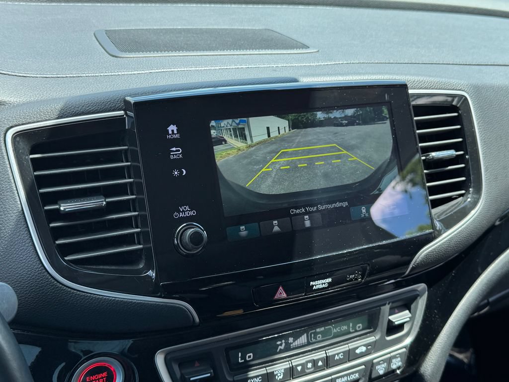 Used 2019 Honda Pilot Touring image 12