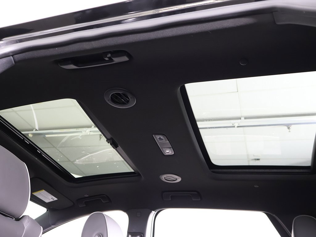 Used 2023 Buick Enclave Avenir w/ Trailering Package, 5000 lbs. image 26