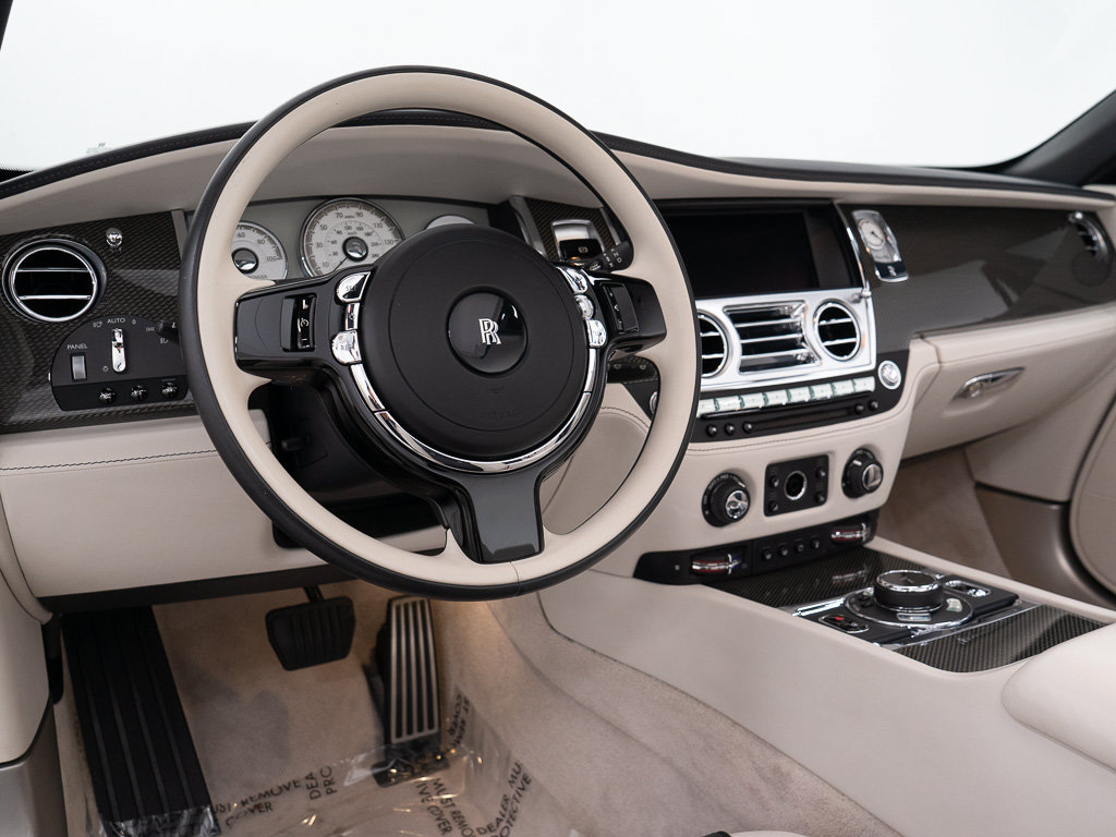 Certified 2018 Rolls-Royce Dawn RWD image 22