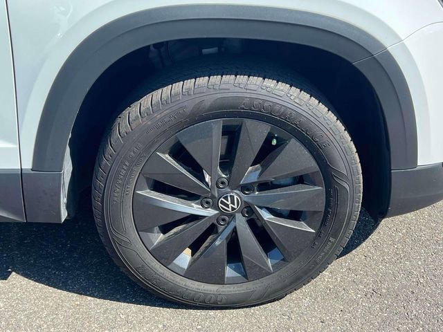 Used 2024 Volkswagen Taos S FWD image 16