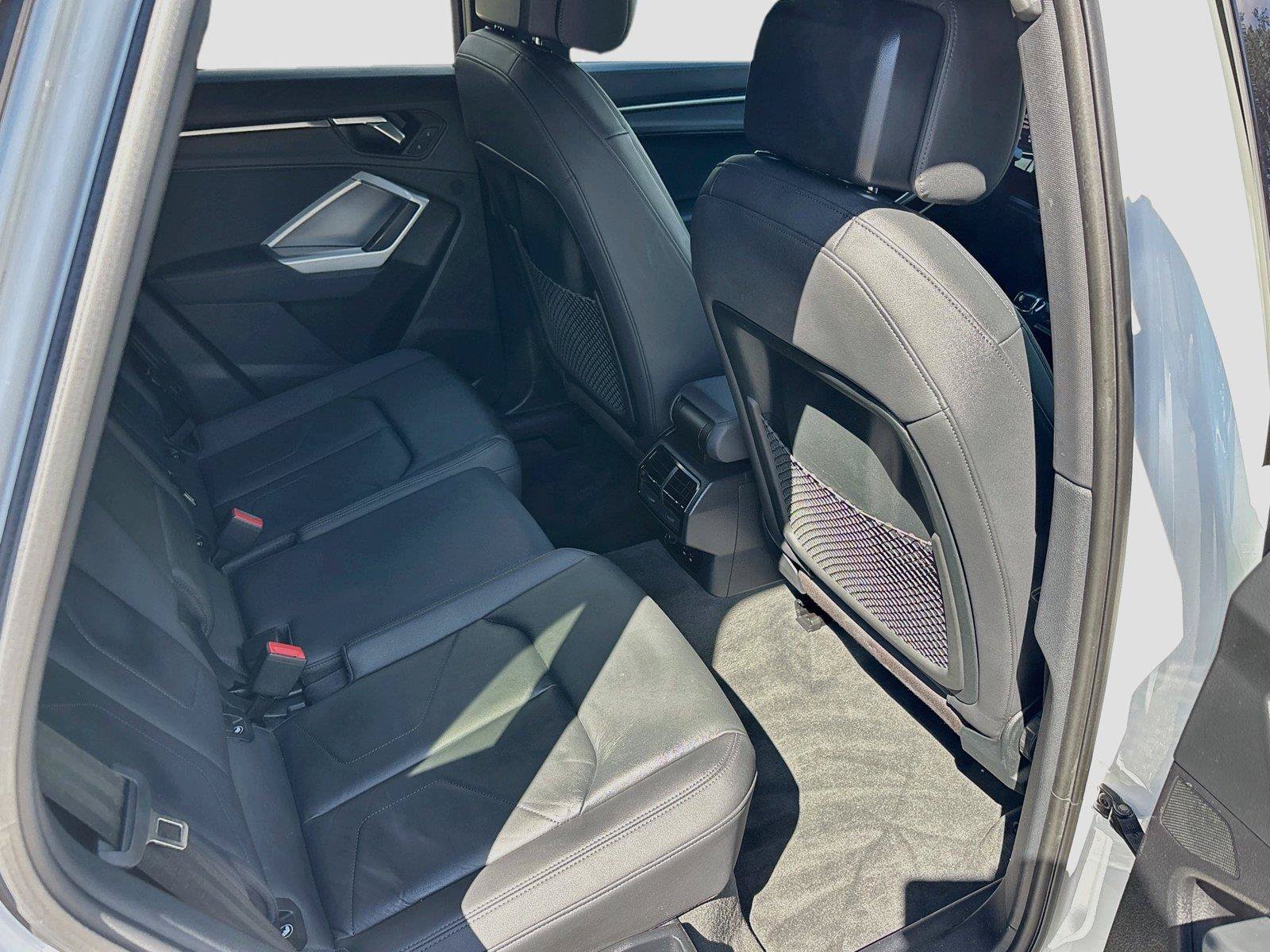 Used 2020 Audi Q3 2.0T Premium w/ Convenience Package AWD/4WD image 27