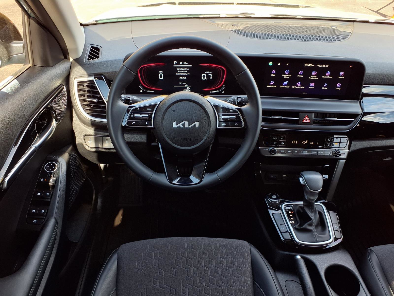 Used 2025 Kia Seltos S image 13