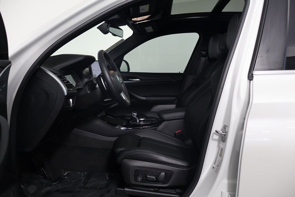 Used 2024 BMW X3 sDrive30i w/ Premium Package image 10