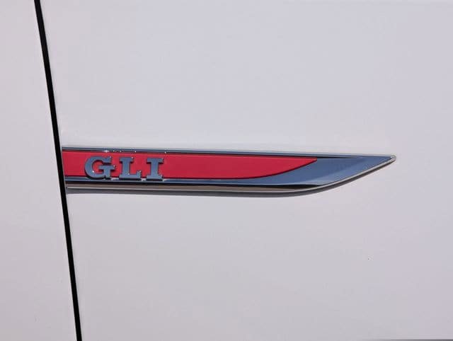 Used 2017 Volkswagen Jetta GLI FWD image 10
