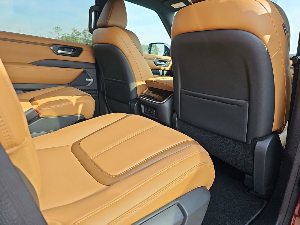 New 2026 Nissan Armada SL w/ Captain's Chari Seat Package RWD image 14