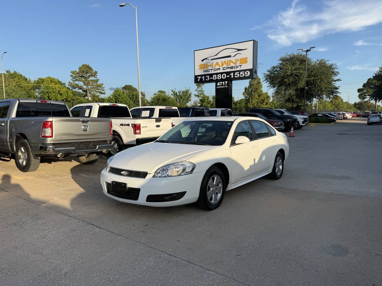 Used 2010 Chevrolet Impala LT FWD image 39