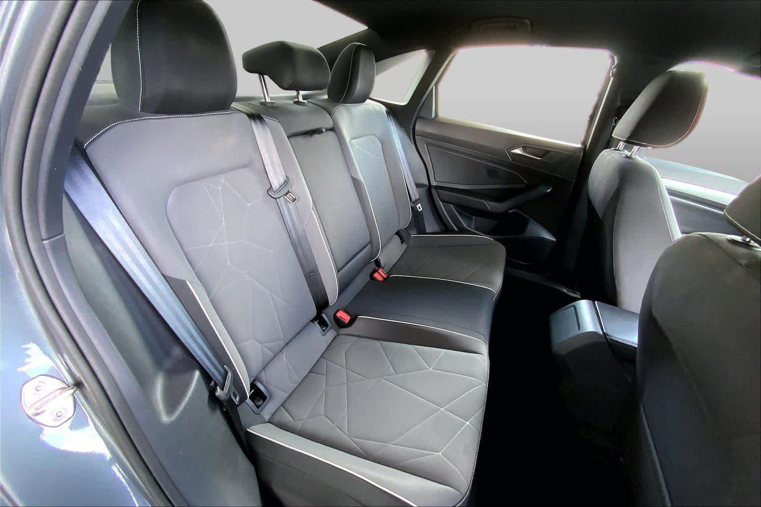 Used 2026 Volkswagen Jetta Sport FWD image 21