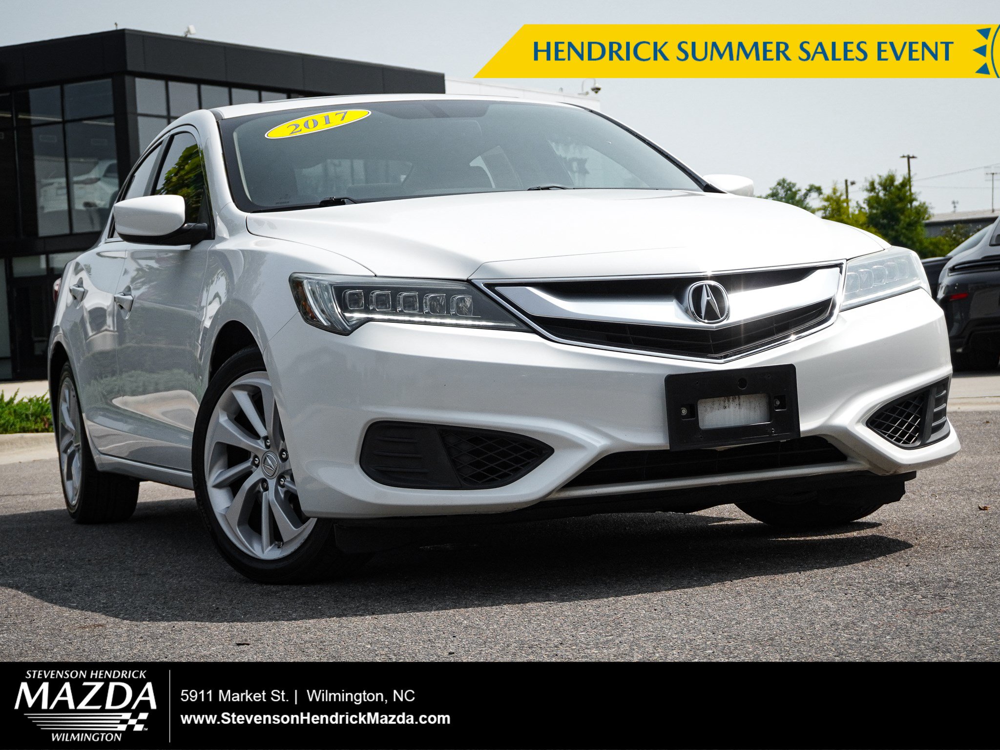 Used 2017 Acura ILX FWD image 1
