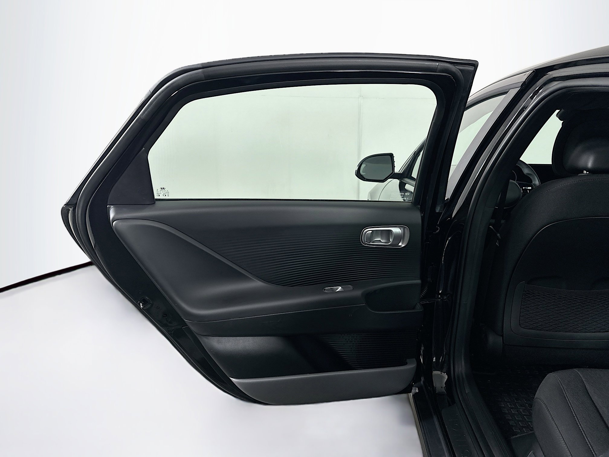 Used 2024 Hyundai Ioniq 6 SE image 26