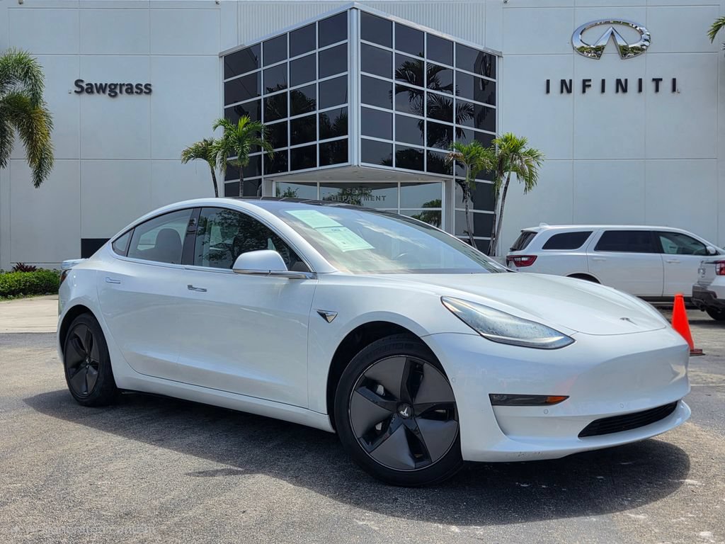Used 2018 Tesla Model 3 Mid Range