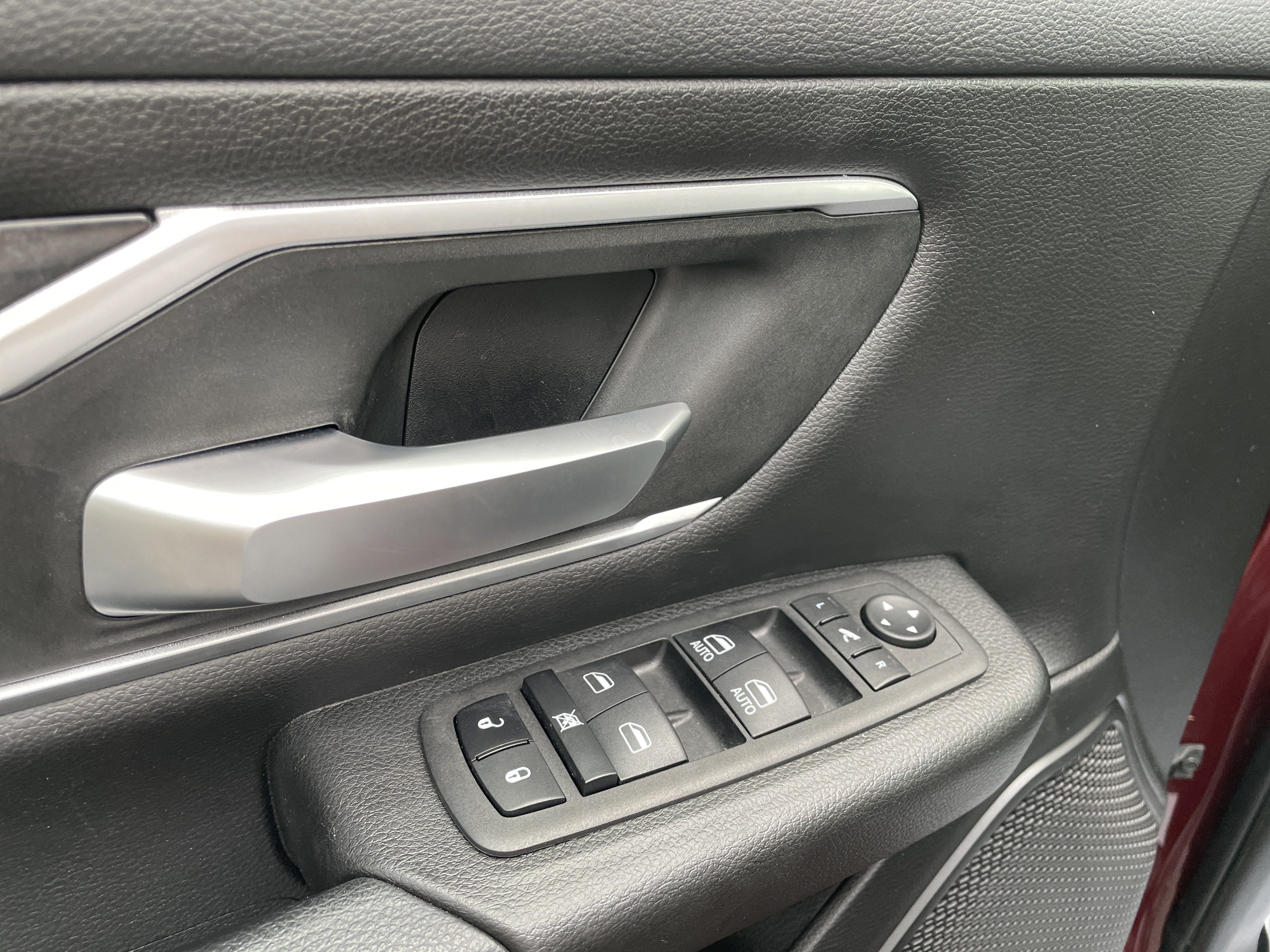Used 2023 RAM 1500 Big Horn AWD/4WD image 8