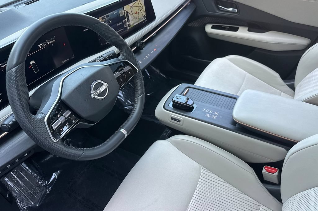 Used 2024 Nissan Ariya FWD image 9