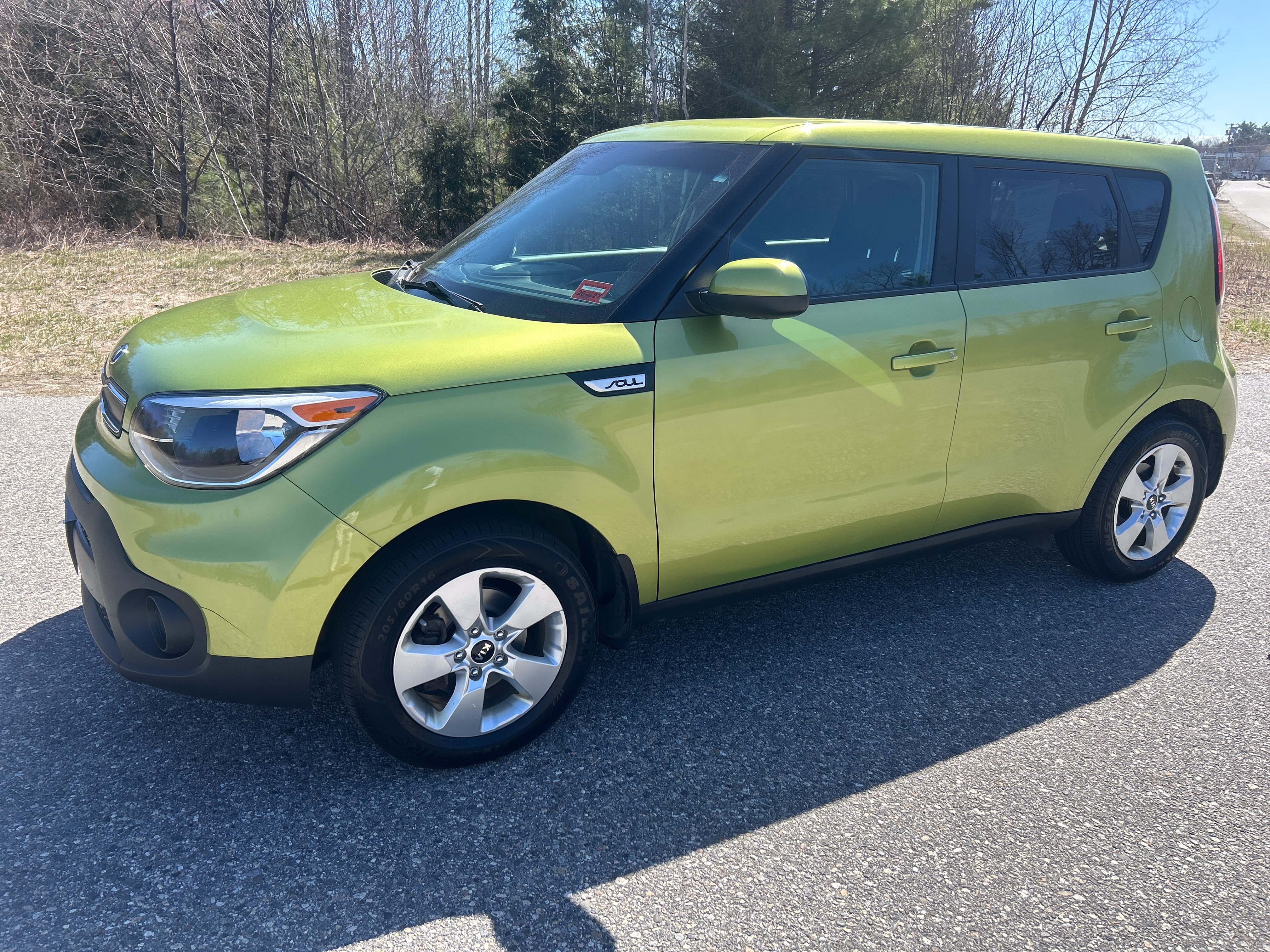 Used 2017 Kia Soul FWD image 1