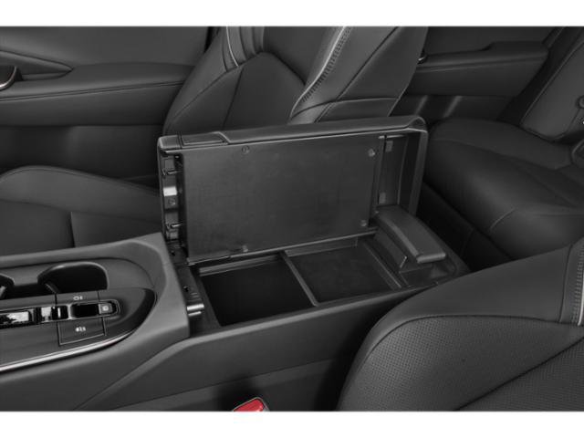 Used 2023 Toyota Crown Platinum AWD/4WD image 14