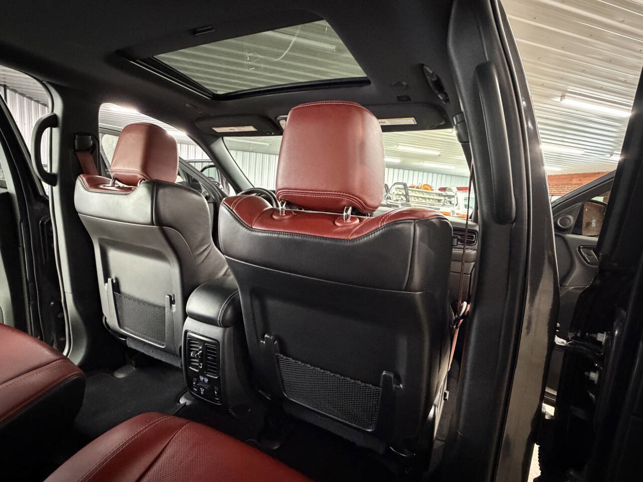 Used 2021 Dodge Durango SRT Hellcat w/ Technology Group AWD/4WD image 43