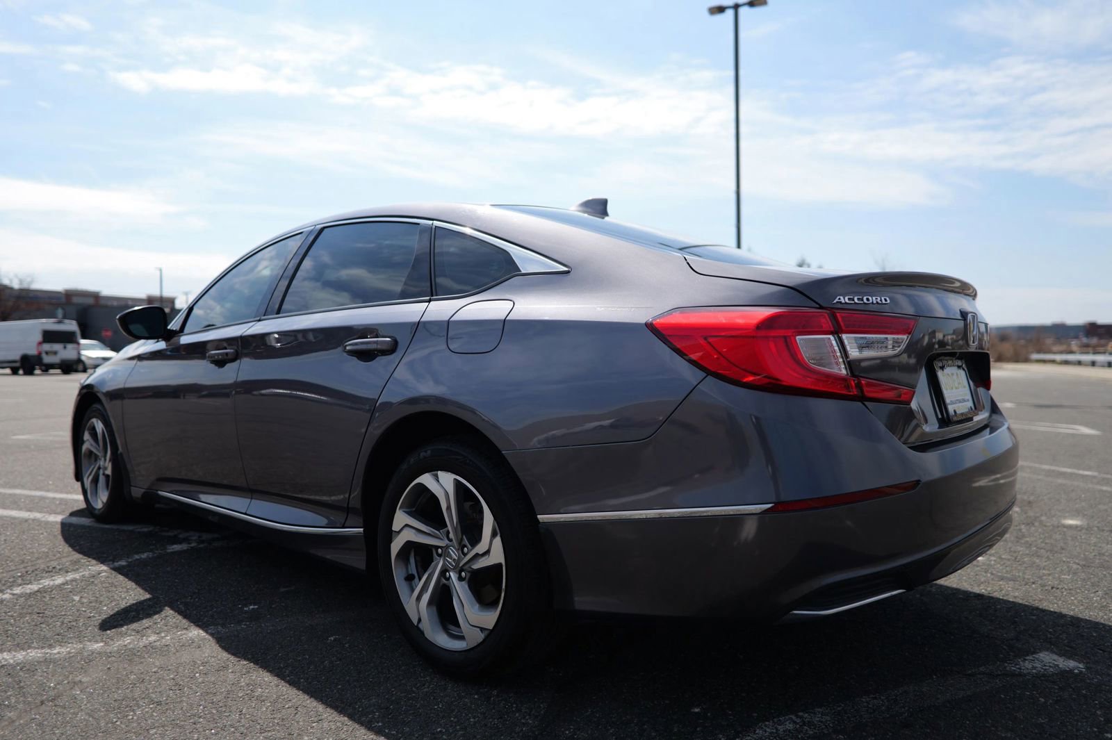 Used 2019 Honda Accord EX image 7