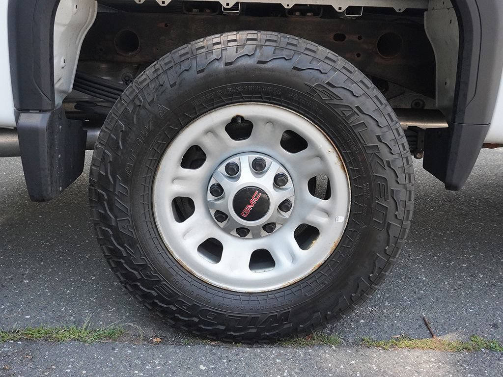 Used 2023 GMC Sierra 2500 Pro w/ Convenience Package AWD/4WD image 16