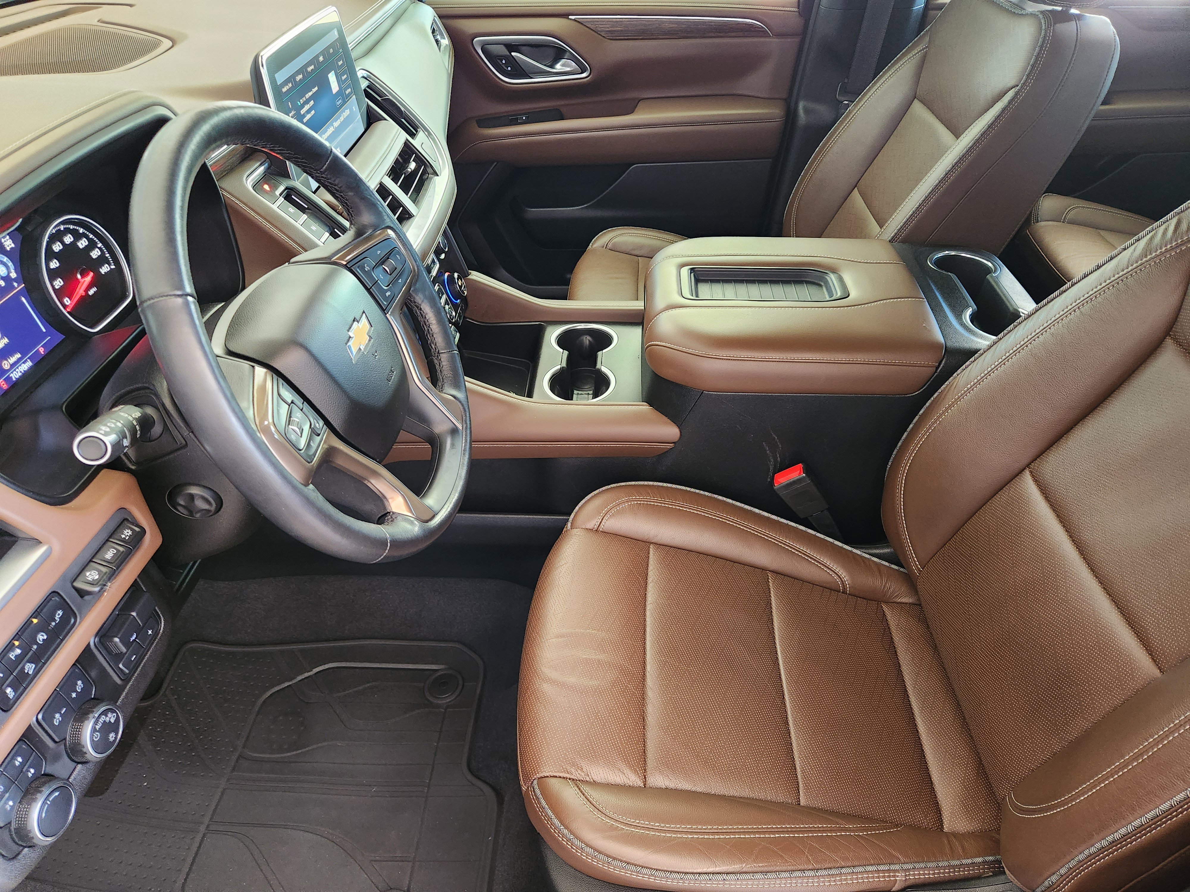 Used 2021 Chevrolet Tahoe High Country w/ Premium Package image 13