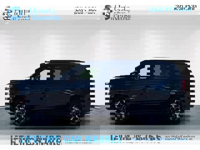 Used 2025 GMC Yukon AT4 Ultimate w/ LPO, Floor Liner Package image 3