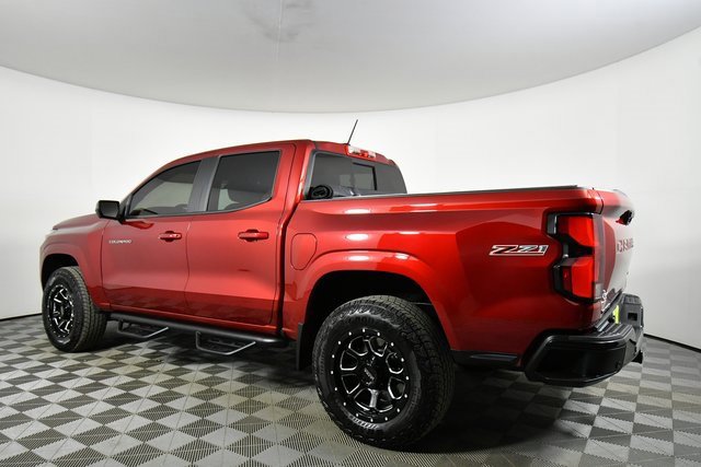 Used 2024 Chevrolet Colorado Z71 w/ Z71 Convenience Package 2 image 14