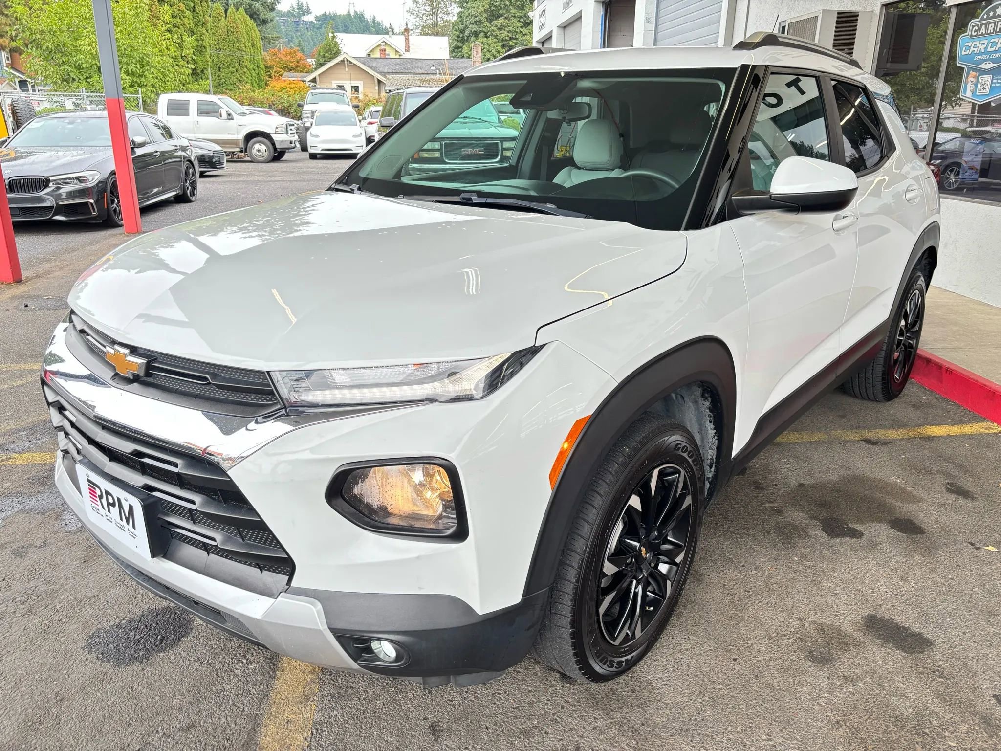Used 2021 Chevrolet TrailBlazer LT image 3