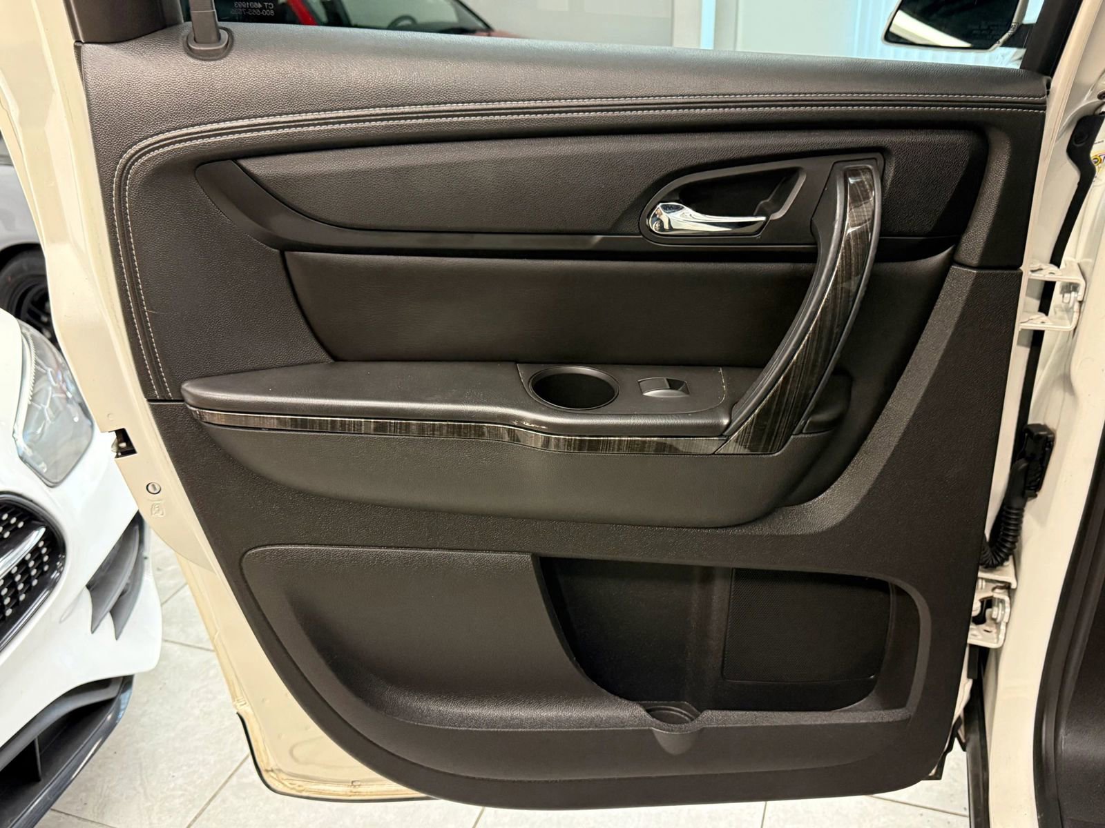 Used 2015 GMC Acadia SLT w/ Open Road Package image 19