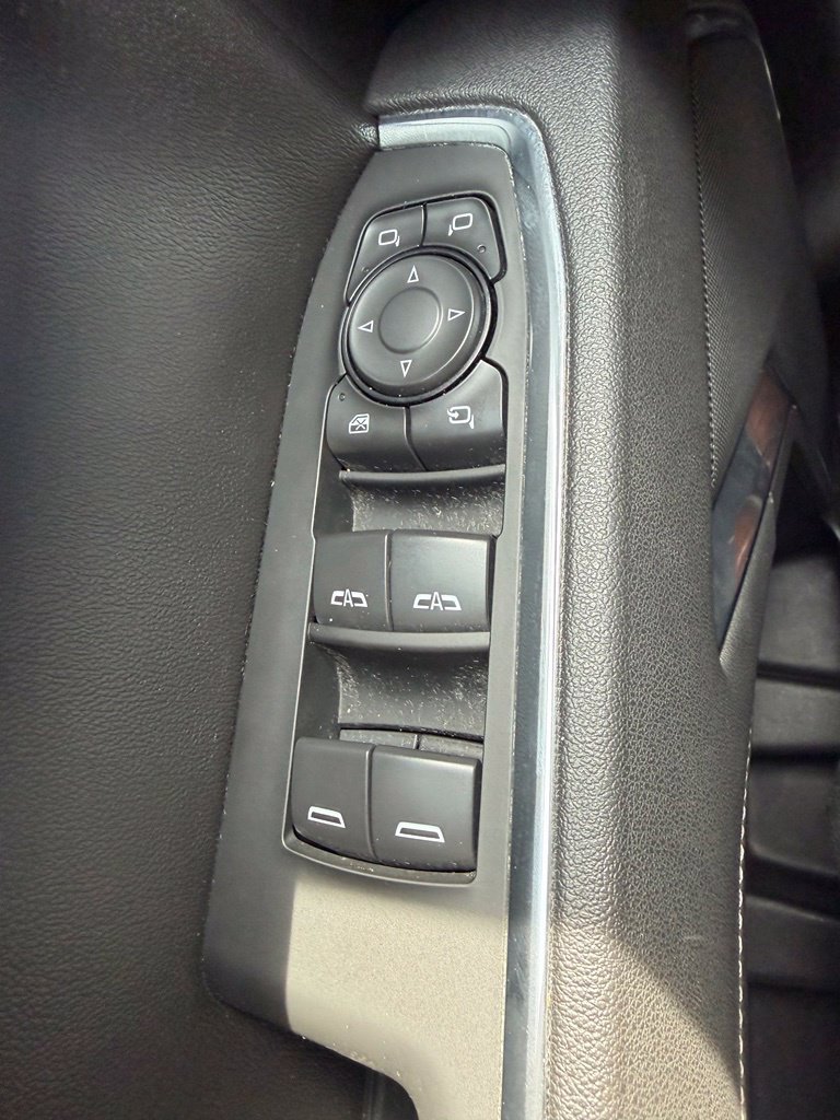 Used 2025 GMC Sierra 1500 SLT AWD/4WD image 28