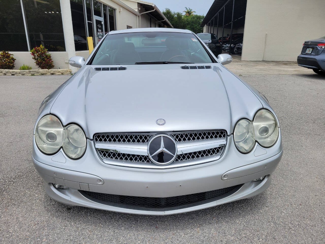 Used 2003 Mercedes-Benz SL 500 image 2
