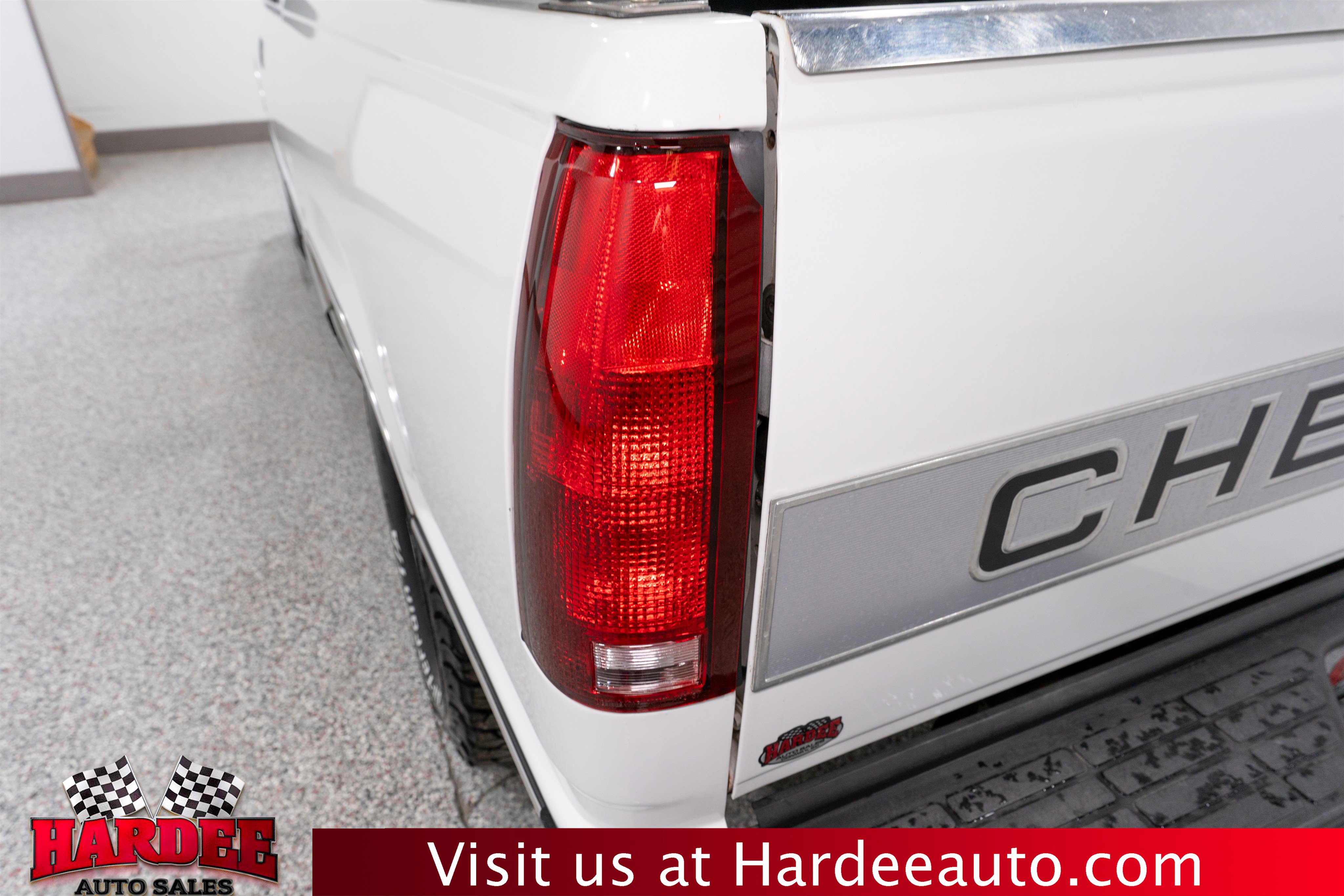 Used 1997 Chevrolet Silverado 1500 4x4 Extended Cab w/ Preferred Equipment Group 2 image 9