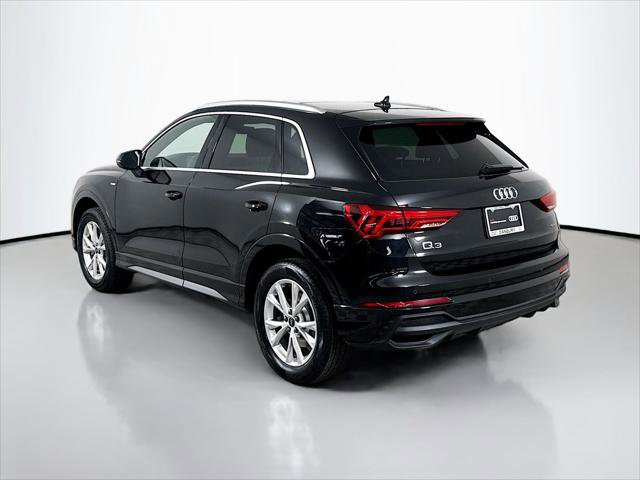 Certified 2024 Audi Q3 2.0T Premium w/ Convenience Package AWD/4WD image 3