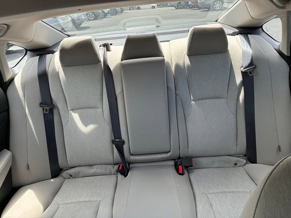 Used 2023 Honda Accord EX image 14