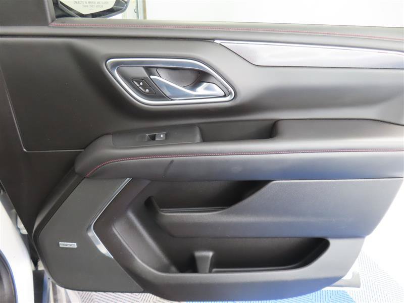 Used 2021 Chevrolet Tahoe RST w/ Luxury Package AWD/4WD image 38