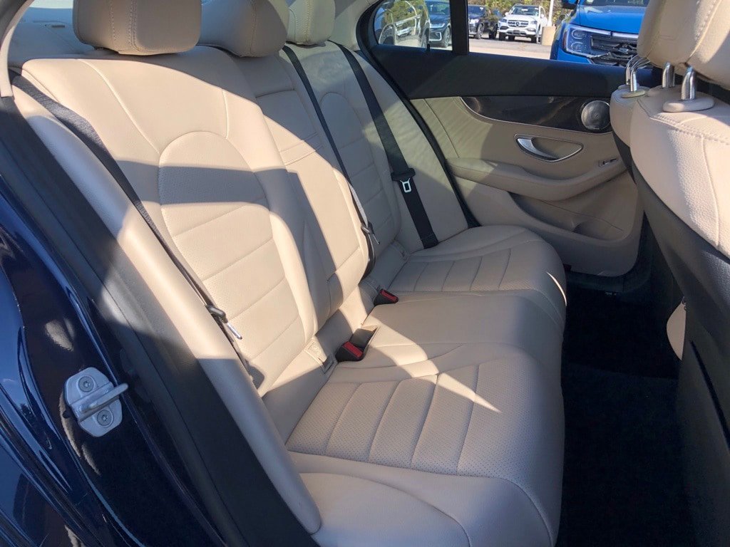 Used 2015 Mercedes-Benz C 300 4MATIC Sedan image 37