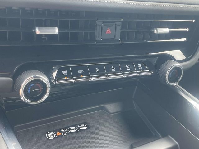 Used 2025 Chevrolet Tahoe Z71 AWD/4WD image 19