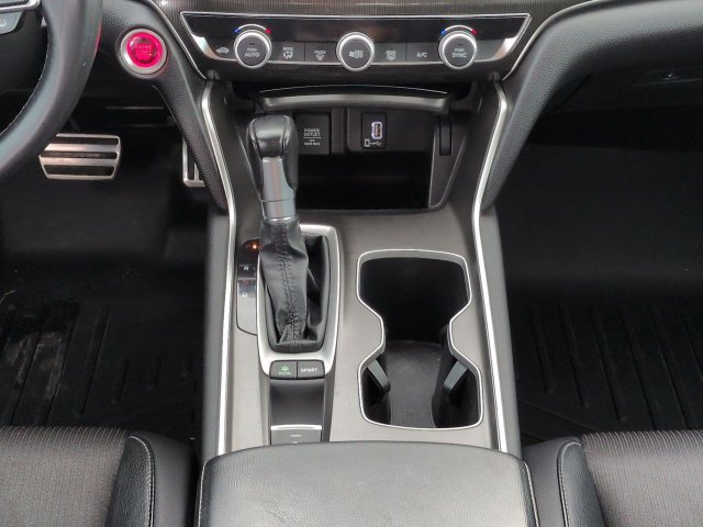 Used 2018 Honda Accord Sport image 18