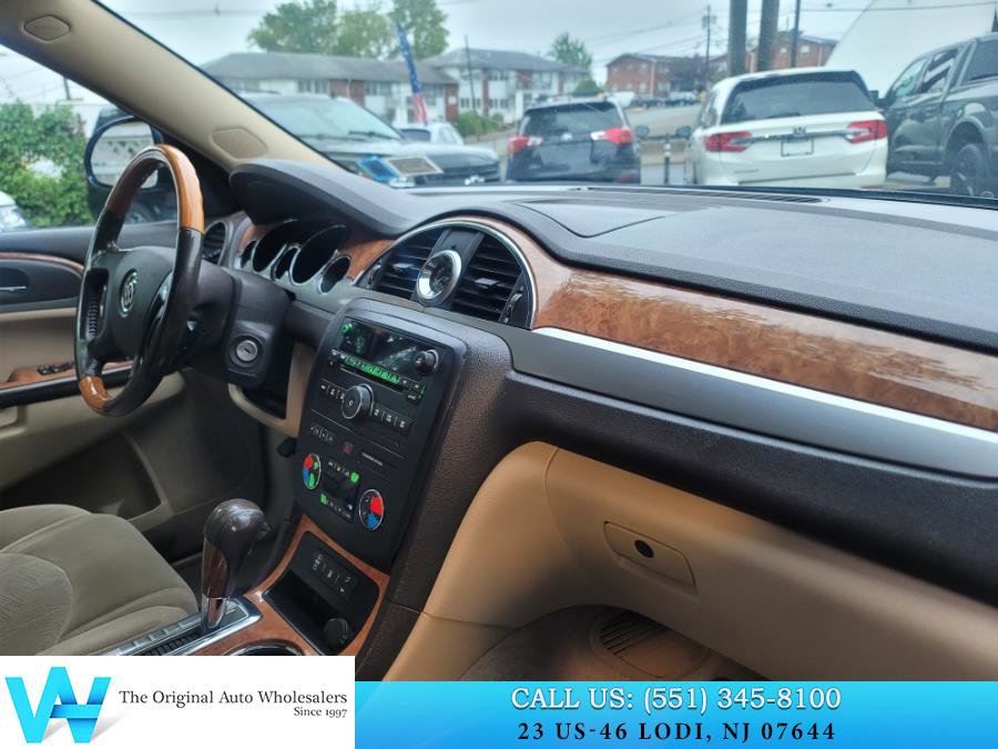 Used 2012 Buick Enclave FWD image 18