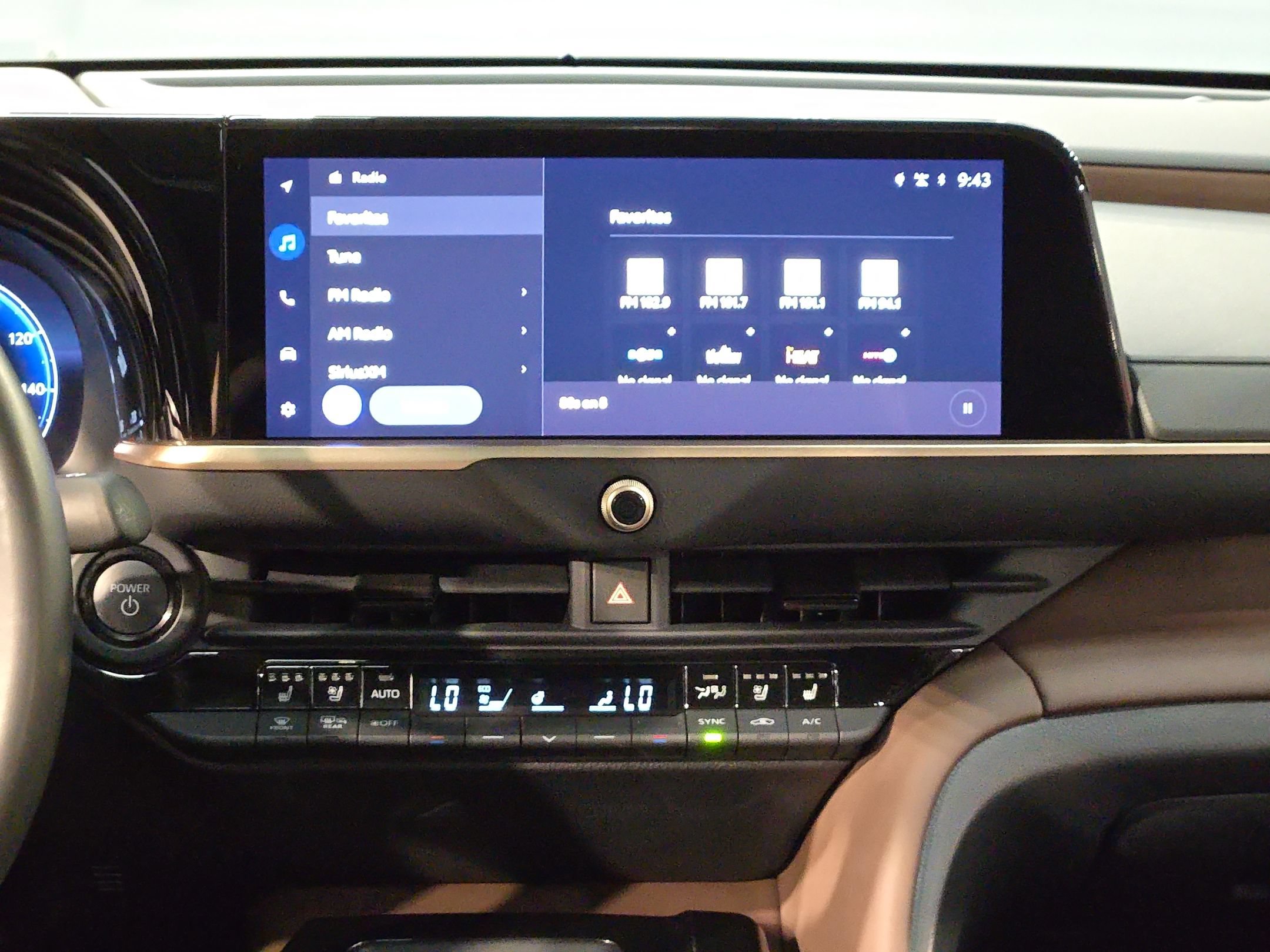Certified 2024 Toyota Crown AWD/4WD image 16
