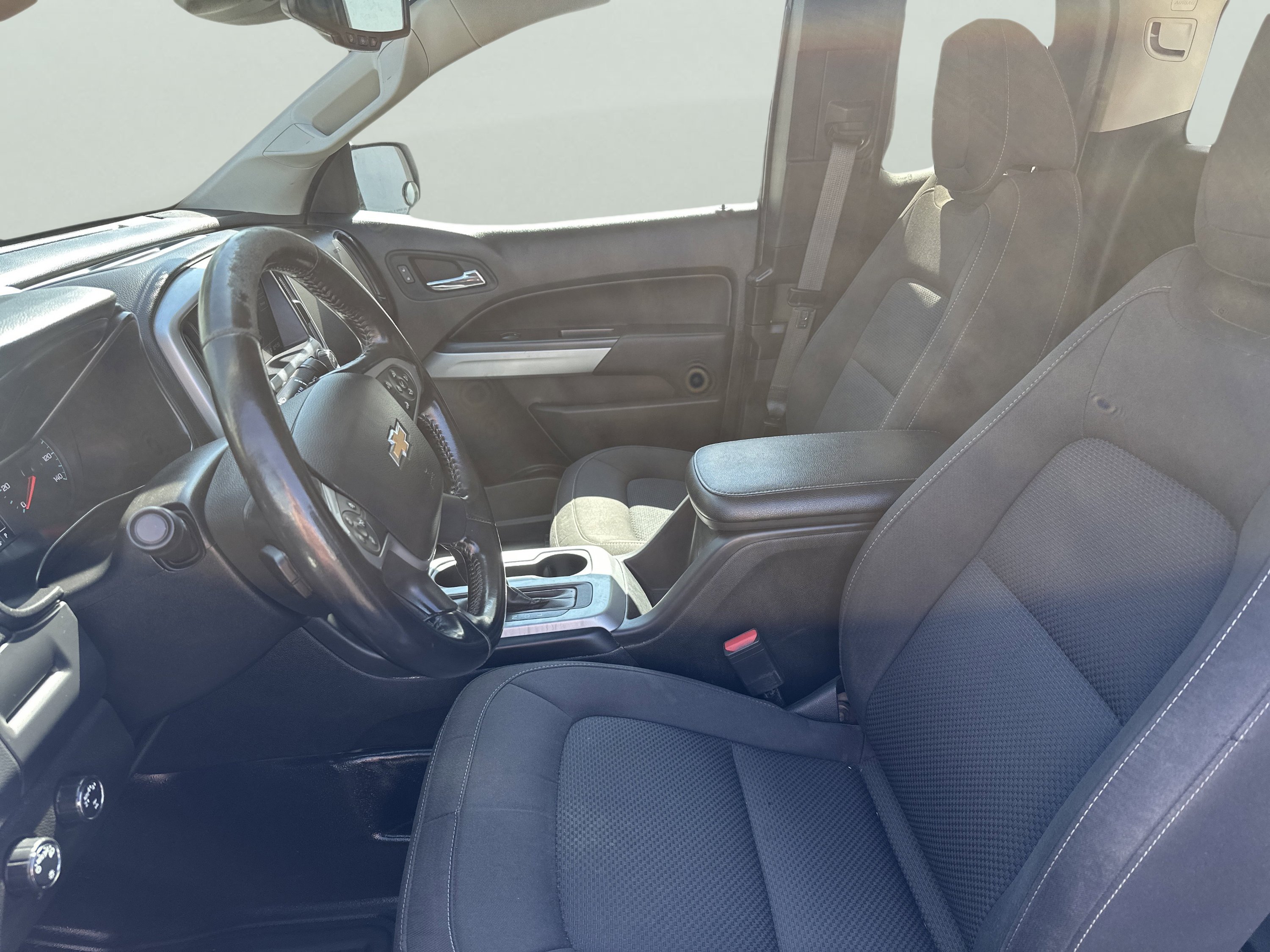 Used 2022 Chevrolet Colorado LT w/ Fleet Safety Package AWD/4WD image 11