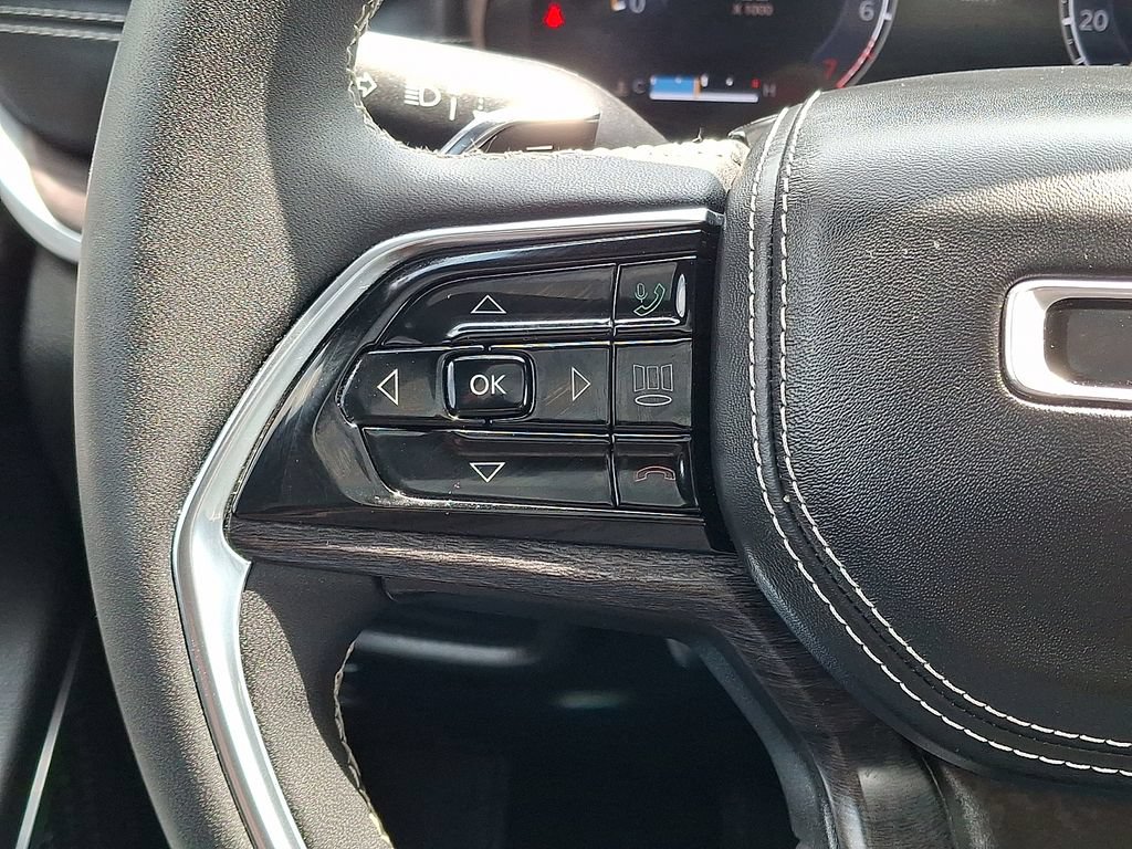 Used 2023 Jeep Grand Cherokee L Overland AWD/4WD image 21