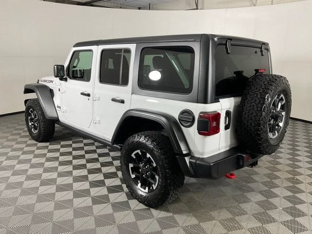 Used 2024 Jeep Wrangler Unlimited Rubicon w/ Technology Group AWD/4WD image 4