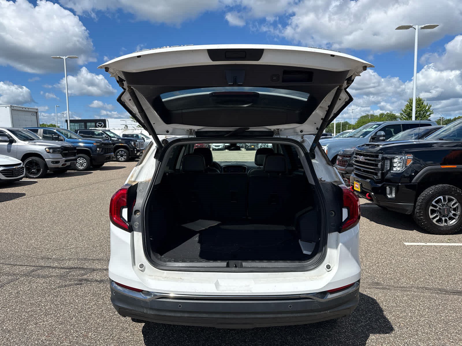 Used 2022 GMC Terrain AT4 w/ Infotainment Package II AWD/4WD image 8