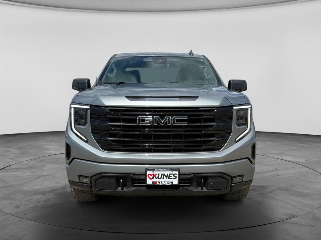 Used 2024 GMC Sierra 1500 Elevation AWD/4WD image 4