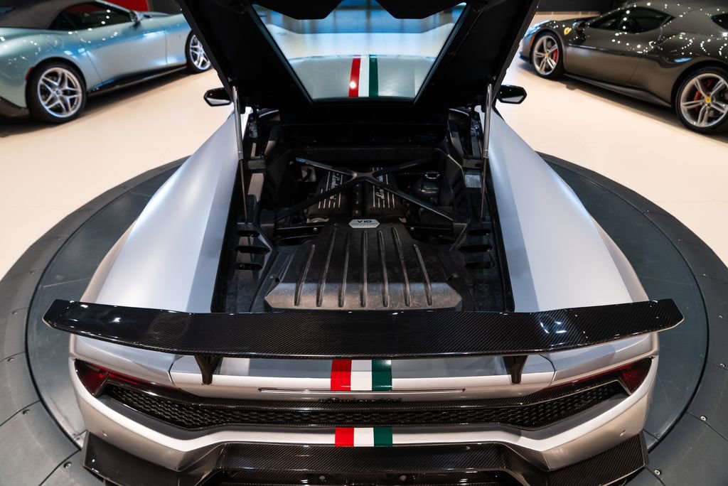 Used 2017 Lamborghini Huracan LP 580-2 image 24