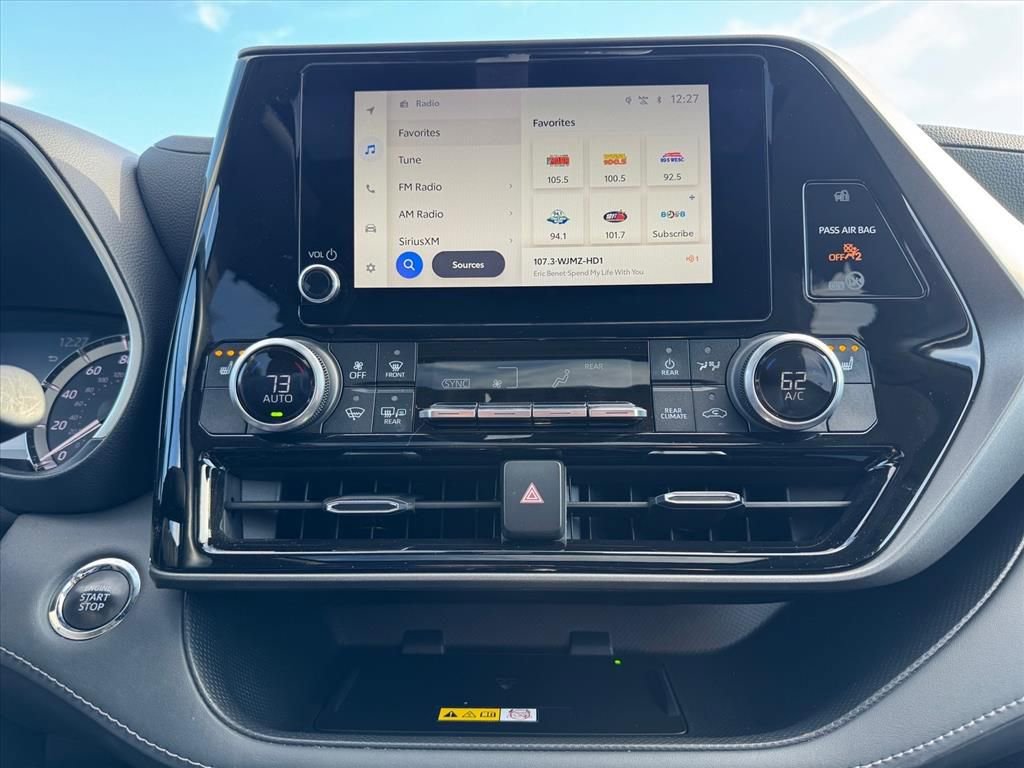 Used 2023 Toyota Highlander XLE image 22