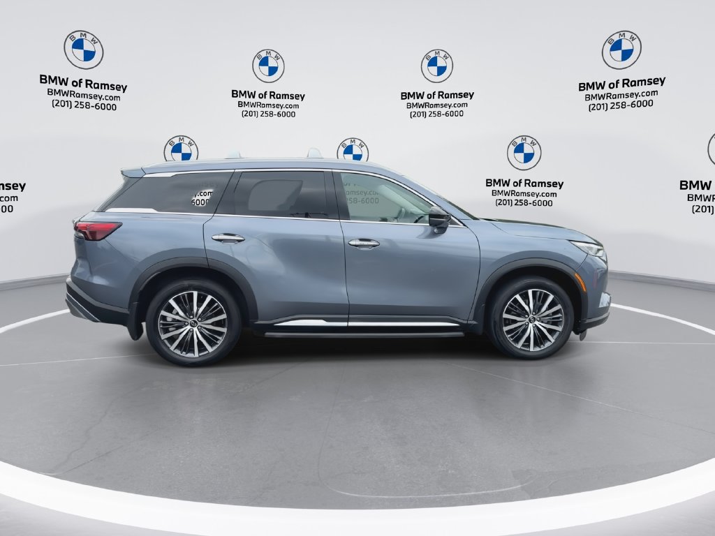 Used 2023 INFINITI QX60 Sensory AWD/4WD image 9