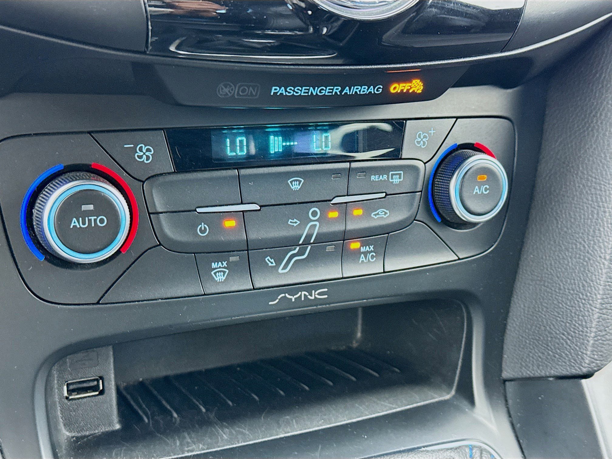 Used 2016 Ford Focus RS AWD/4WD image 12